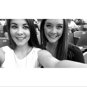 Meet your Posher, Cari